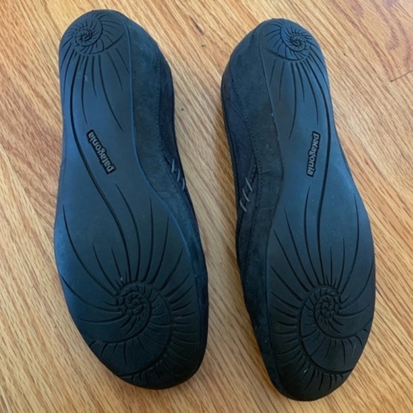 Patagonia Maha black suede flats excellent condition - Picture 6 of 7